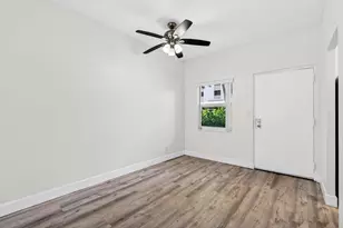 2555 NE 11th St, Fort Lauderdale, FL 33304 - Photo 15