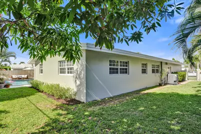 4240 NE 28th Avenue, Fort Lauderdale, FL 33308 - Photo 17