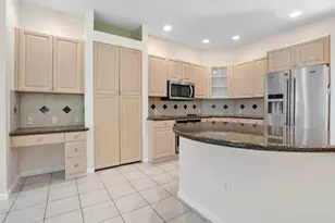 6370 Stonehurst Cir, Lake Worth, FL 33467 - Photo 13