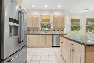 6370 Stonehurst Cir, Lake Worth, FL 33467 - Photo 15