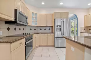 6370 Stonehurst Cir, Lake Worth, FL 33467 - Photo 15