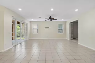 6370 Stonehurst Cir, Lake Worth, FL 33467 - Photo 17