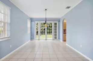 6370 Stonehurst Cir, Lake Worth, FL 33467 - Photo 9