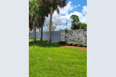 903 SE Camelot Gardens Boulevard SE, Port Saint Lucie, FL 34952 - Photo 85