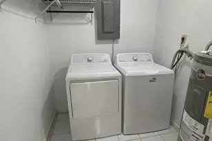 966 Sumter Rd E, West Palm Beach, FL 33415 - Photo 9