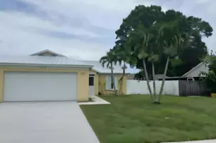 1402 Denlow Ln, Royal Palm Beach, FL 33411 - Photo 3