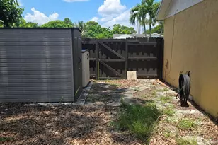 1402 Denlow Ln, Royal Palm Beach, FL 33411 - Photo 17