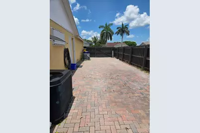 1402 Denlow Lane, Royal Palm Beach, FL 33411 - Photo 19
