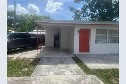 2410 SW 44th Avenue, Fort Lauderdale, FL 33317 - Photo 3