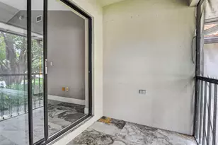301 Club Cir, Boca Raton, FL 33487 - Photo 31