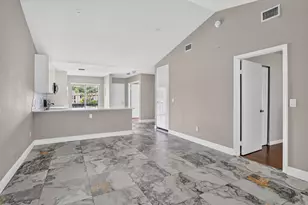 301 Club Cir, Boca Raton, FL 33487 - Photo 15