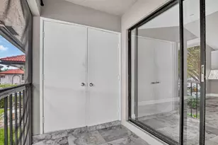 301 Club Cir, Boca Raton, FL 33487 - Photo 29