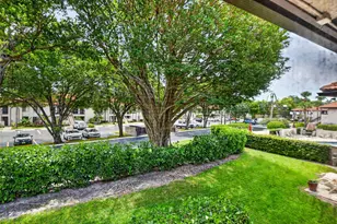 301 Club Cir, Boca Raton, FL 33487 - Photo 33