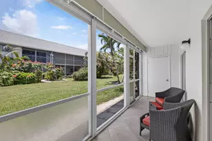 18081 SE Country Club Dr, Jupiter, FL 33469 - Photo 13