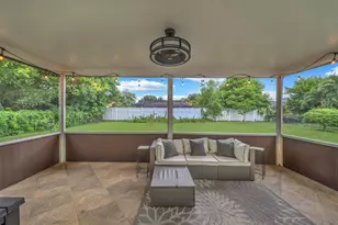 834 Ramblewood Dr, Coral Springs, FL 33071 - Photo 47