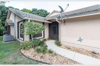 10860 Stafford Circle N, Boynton Beach, FL 33436 - Photo 3
