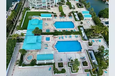 16500 Collins Avenue #2052, Sunny Isles Beach, FL 33160 - Photo 31