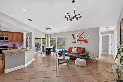 5817 Laurel Green Circle, Boynton Beach, FL 33437 - Photo 11