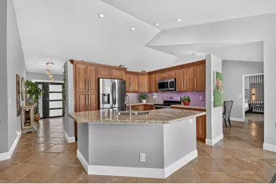 5817 Laurel Green Circle, Boynton Beach, FL 33437 - Photo 5