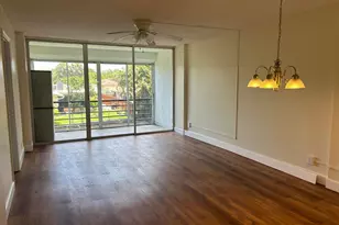 109 Royal Pk Dr, Oakland Park, FL 33309 - Photo 3