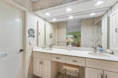 7852 Cloverfield Circle, Boca Raton, FL 33433 - Photo 15