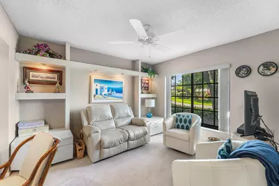7852 Cloverfield Circle, Boca Raton, FL 33433 - Photo 11