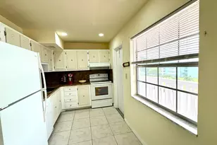 4140 NW 44th Ave, Lauderdale Lakes, FL 33319 - Photo 5
