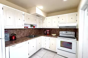 4140 NW 44th Ave, Lauderdale Lakes, FL 33319 - Photo 3