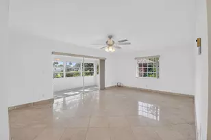 300 NW 42nd St, Boca Raton, FL 33431 - Photo 29