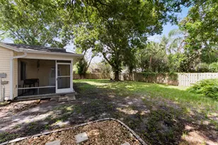 1135 38th Ave, Vero Beach, FL 32960 - Photo 13