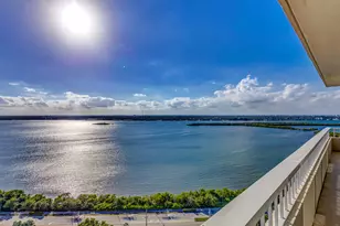 5510 N Ocean Dr, Singer Island, FL 33404 - Photo 33