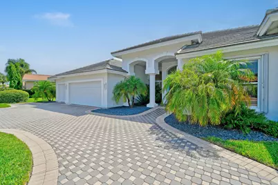 8091 SE Woodlake Lane W, Hobe Sound, FL 33455 - Photo 5