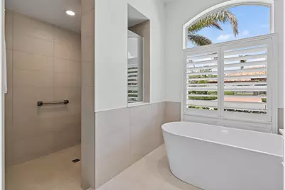 8091 SE Woodlake Lane W, Hobe Sound, FL 33455 - Photo 37