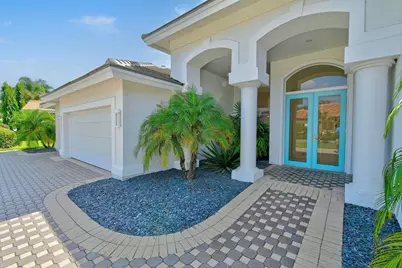 8091 SE Woodlake Lane W, Hobe Sound, FL 33455 - Photo 5