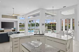 8091 SE Woodlake Ln W, Hobe Sound, FL 33455 - Photo 23