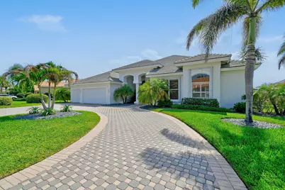 8091 SE Woodlake Lane W, Hobe Sound, FL 33455 - Photo 3