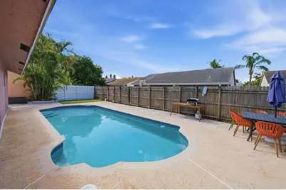 5635 Lake George Place, Lake Worth, FL 33463 - Photo 29