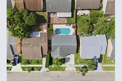 5635 Lake George Place, Lake Worth, FL 33463 - Photo 1