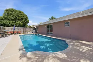 5635 Lake George Pl, Lake Worth, FL 33463 - Photo 33