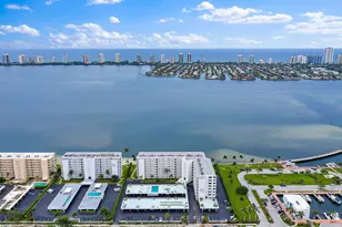 301 Lake Shore Dr, Lake Park, FL 33403 - Photo 57