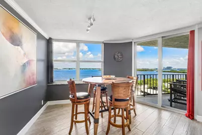 5420 N Ocean Drive, West Palm Beach, FL 33404 - Photo 7