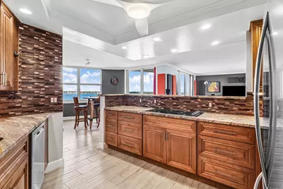 5420 N Ocean Drive, West Palm Beach, FL 33404 - Photo 9