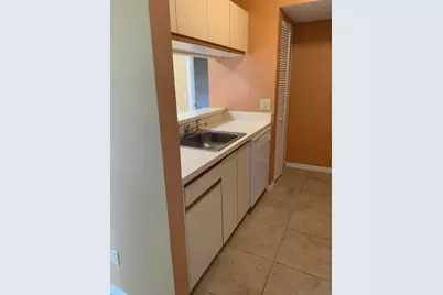 6553 SE Federal Highway #203, Stuart, FL 34997 - Photo 7