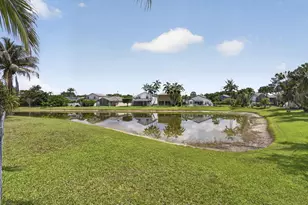 11483 Beacon Pointe Ln, Wellington, FL 33414 - Photo 3