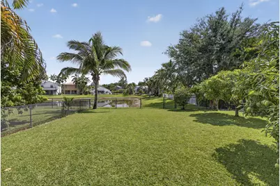 11483 Beacon Pointe Lane, Wellington, FL 33414 - Photo 27