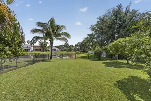 11483 Beacon Pointe Ln, Wellington, FL 33414 - Photo 27
