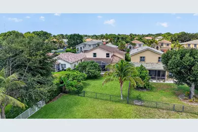 11483 Beacon Pointe Lane, Wellington, FL 33414 - Photo 35