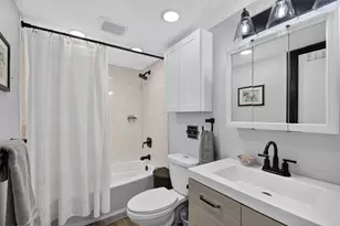 124 Lake Evelyn Dr, West Palm Beach, FL 33411 - Photo 21