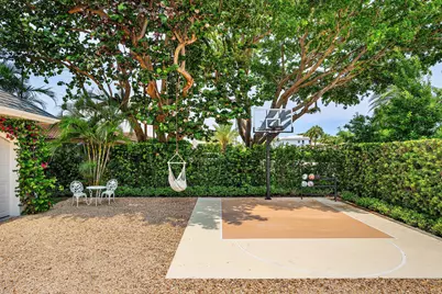 477 NE Spanish Court, Boca Raton, FL 33432 - Photo 3