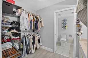 22976 Oxford Pl, Boca Raton, FL 33433 - Photo 15